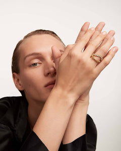 an01-640-12 Kara gold ring mis 12