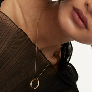 co01-437-u collana in oro infinity