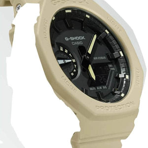 ga-2100-5aer g-shock sabbia quadrante nero